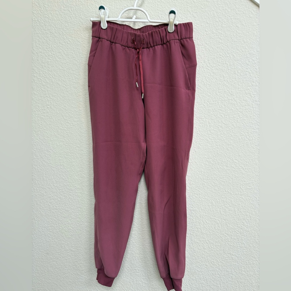 Women’s Burgundy Jogger Pants